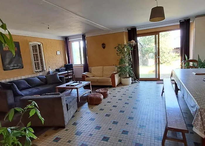 Maison De D'artistes Vallons De L'erdre 4 Pieces 9 Pers